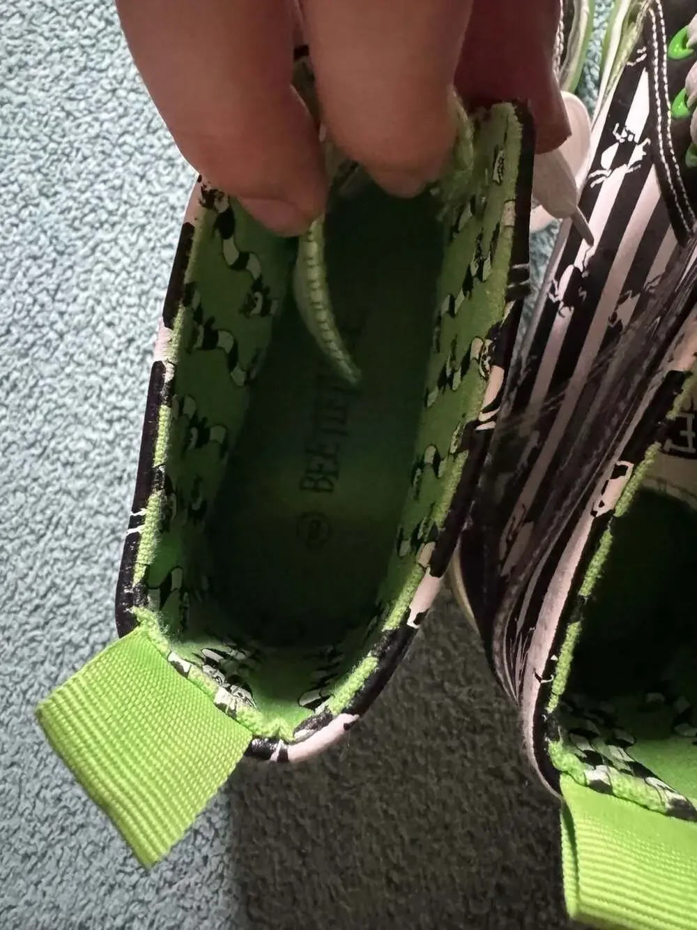 Beetlejuice It's Show Time High Top Sneakers Size 8
